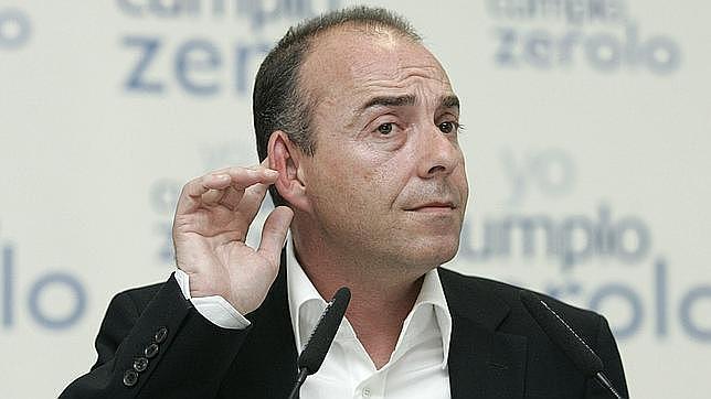 El senador Miguel Zerolo, condenado a ocho años de inhabilitación por un delito de prevaricación