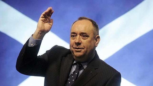 Londres, contraria a que Escocia mantenga la libra si obtiene la independencia