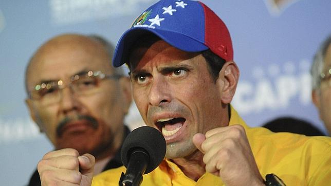Capriles condena la violencia tras las marchas de la oposición