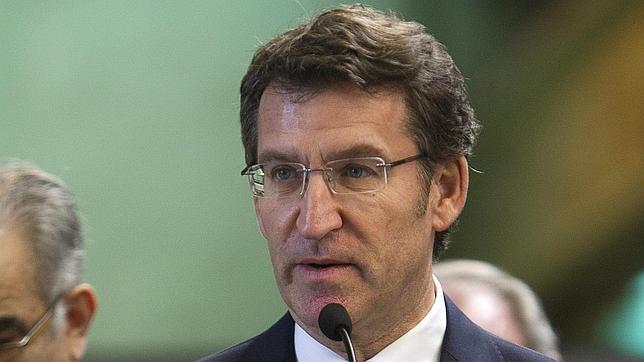 Feijóo advierte que «cada quien» es «responsable» de los regalos que recibe