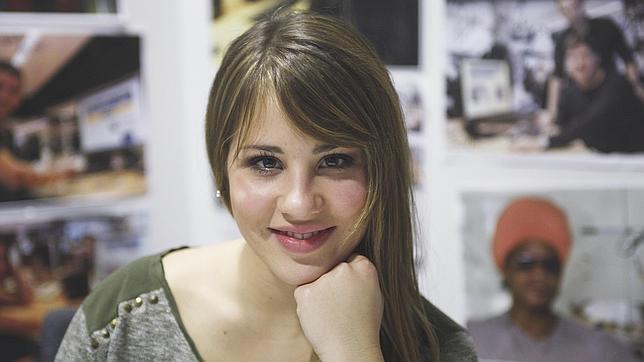 Lucía Gil: «Estoy escribiendo dos libros»