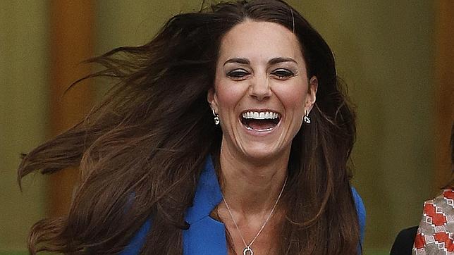 La Duquesa de Cornualles le dice a Catalina de Cambridge que se corte el pelo