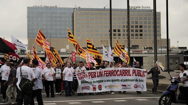Concejales de municipios catalanes en contra del encarecimiento del T-10