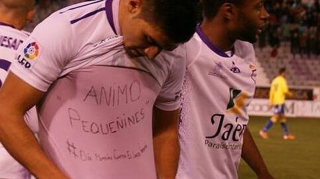 Multa de 2.000 euros por una camiseta de apoyo a la lucha contra el cáncer infantil