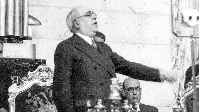 Azaña: «Los abusos de la Generalitat son de dominio público»