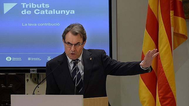 Mas impulsa una hacienda propia para construir la «soberanía fiscal»