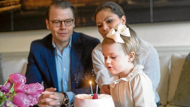 Victoria de Suecia celebra el cumpleaños de la Princesa Estelle