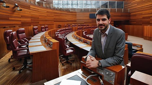 «Sentirse español no es incompatible con una administración propia»