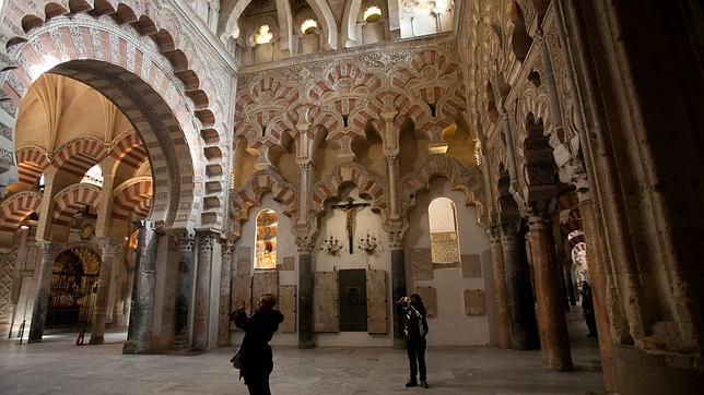 El Cabildo defiende que la Junta «nunca cuestionó» la titularidad de la Mezquita-Catedral