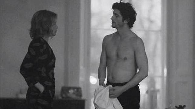 Un nuevo modelo sustituye a Velencoso en el corazón de Kylie Minogue