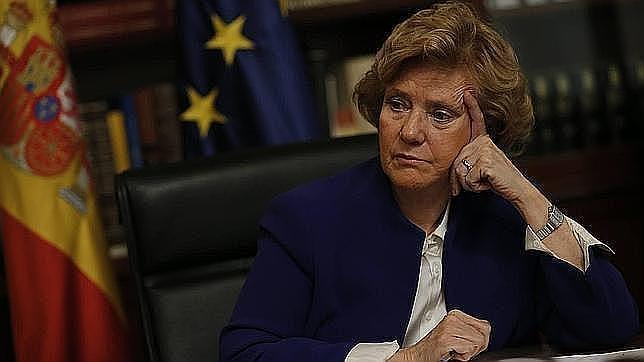 El Defensor del Pueblo denuncia al Gobierno de Canarias por desobediencia