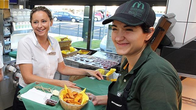 Demanda a McDonalds por 1,5 millones de dólares porque solo le sirvió una servilleta