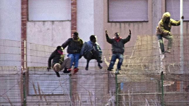 La Guardia Civil se refuerza en Melilla este fin de semana ante la presión migratoria
