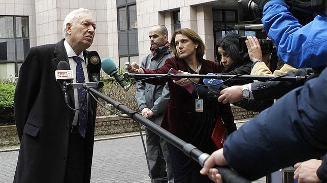 Margallo: «Un referéndum de autodeterminación en Crimea sería nulo»