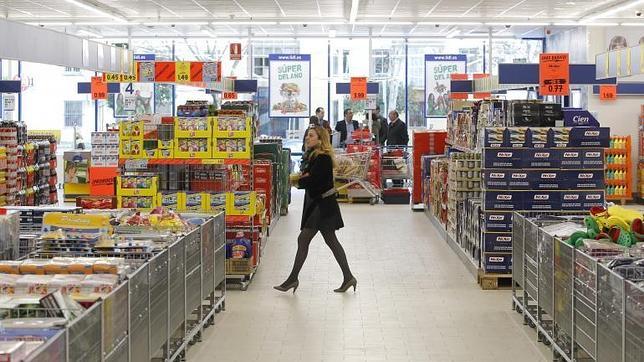 Lidl invertirá 180 millones, abrirá 20 tiendas y generará 400 empleos en 2014