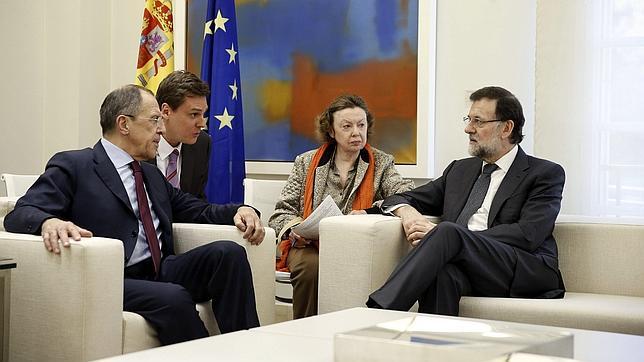 Rajoy defiende ante el ministro ruso de Exteriores una solución dialogada para Ucrania