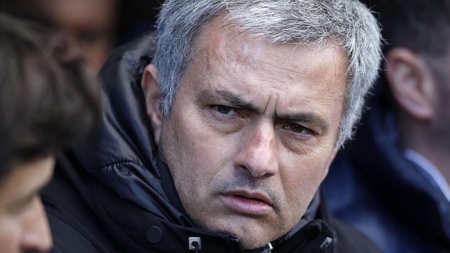 Mourinho: «Los jugadores del Real Madrid hacían cola en el espejo antes de jugar»