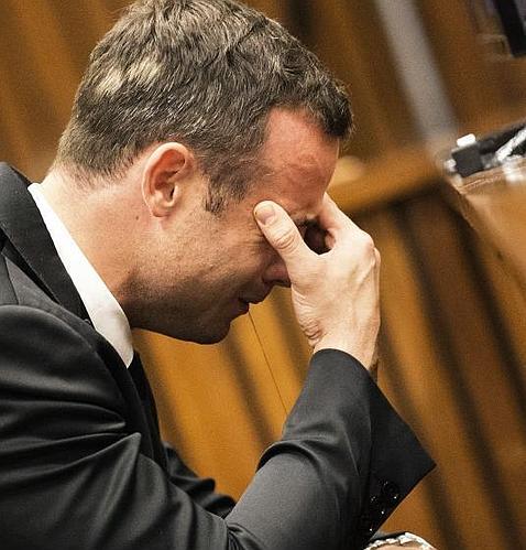 Un médico vecino de Pistorius temió por la vida del deportista tras la muerte de Reeva