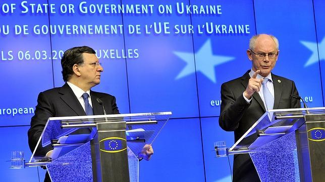 La UE suspende negociaciones con Rusia y busca un acuerdo de asociación con Kiev