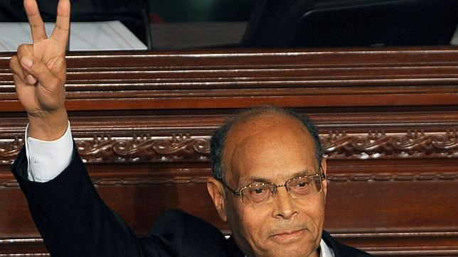 Túnez levanta el estado de emergencia que impuso en la revolución de 2011