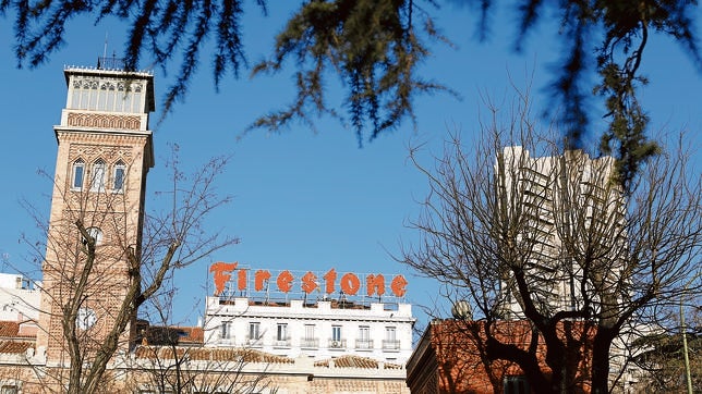 Firestone pierde su rótulo tras 58 años luciendo en Madrid