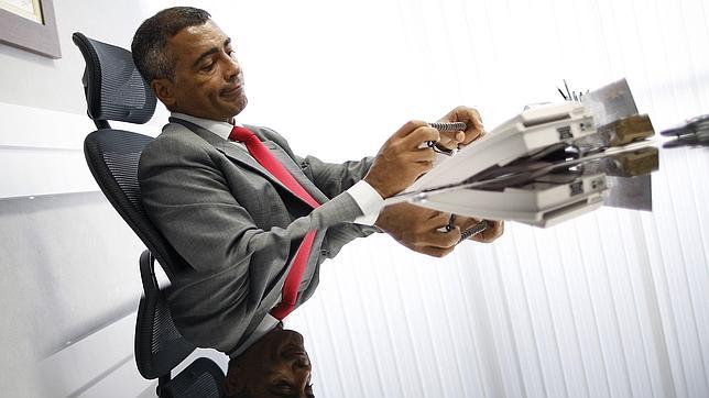 Romario tacha de ladrones y chantajistas a los dirigentes de la FIFA