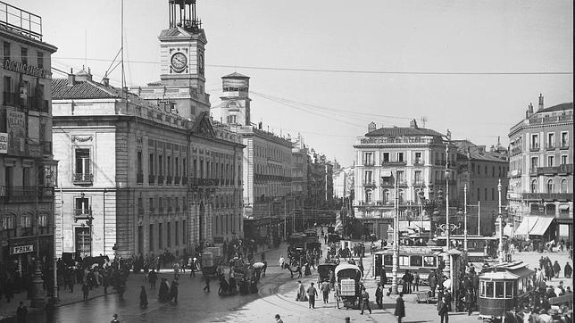 La Puerta del Sol, en 1906