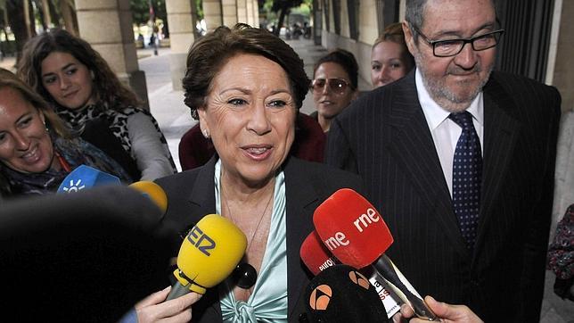 Magdalena Álvarez gana al año lo mismo que Barack Obama