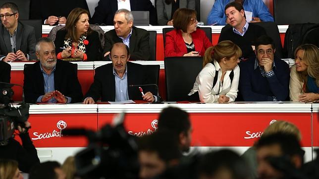 El PSOE aprueba hoy una candidatura que renovará la mitad de los eurodiputados