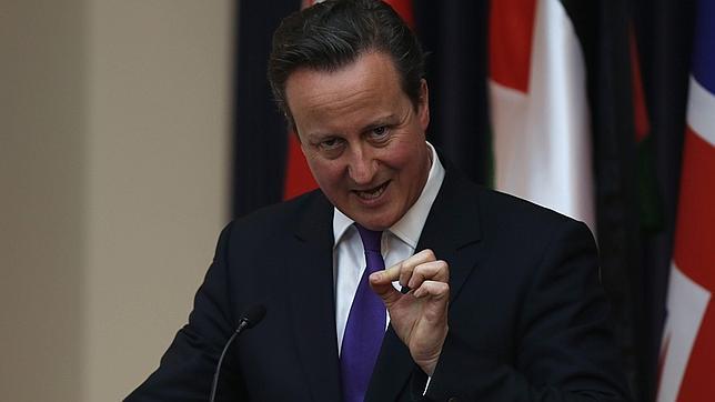 Cameron exige reformas en inmigración y derechos humanos para seguir en la UE