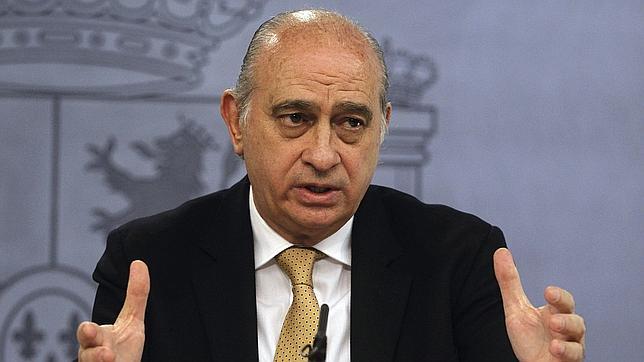 Fernández Díaz no permitirá que ETA convierta su derrota en una «victoria política»