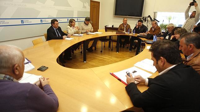 El sector del cerco aproxima posturas, aunque sin llegar a un acuerdo definitivo