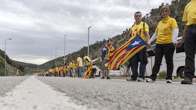Sólo cuatro de cada diez catalanes están «totalmente a favor» de la independencia