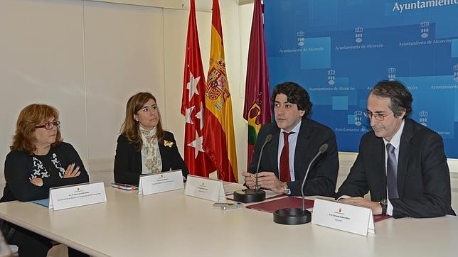 Estrenan un sistema sonoro para guiar a  personas invidentes en Alcorcón