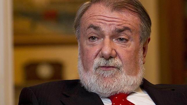 Mayor Oreja: «No hay un problema catalán, hay un problema de España como Nación»