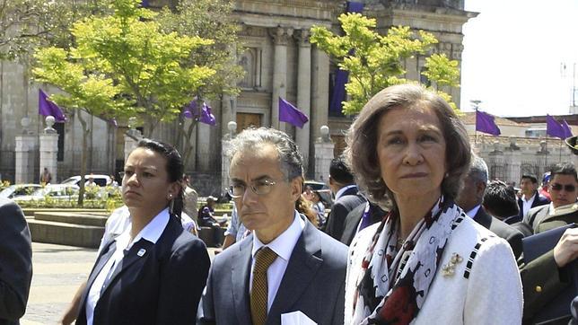 Sorprendente paseo de la Reina por el centro histórico de Guatemala