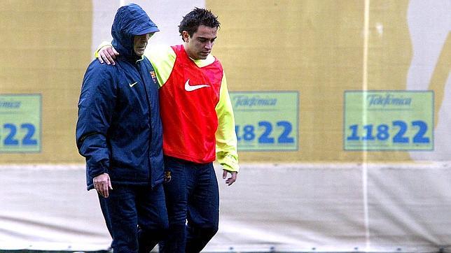 Xavi, tras romperse el cruzado