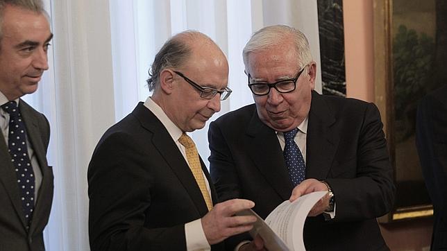 Las deducciones en el IRPF que los expertos quieren eliminar con la reforma fiscal