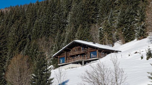 Hoteles en chalés de lujo en los que querrás que no deje de nevar nunca