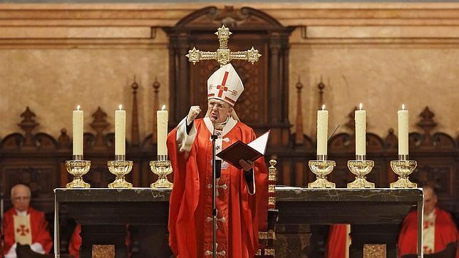 Osoro propone recuperar el espíritu colaborador de Suárez para mejorar España