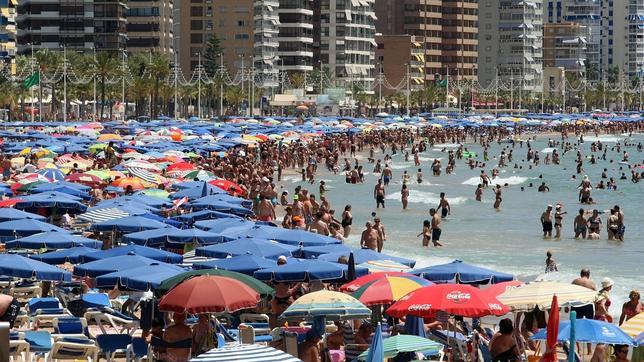 Cómo evitar los timos digitales en tus reservas de vacaciones de Semana Santa