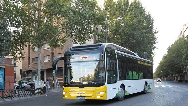 La patronal del transporte de viajeros prevé una mejora en el futuro de su actividad