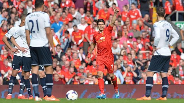 El Liverpool, líder de la liga inglesa