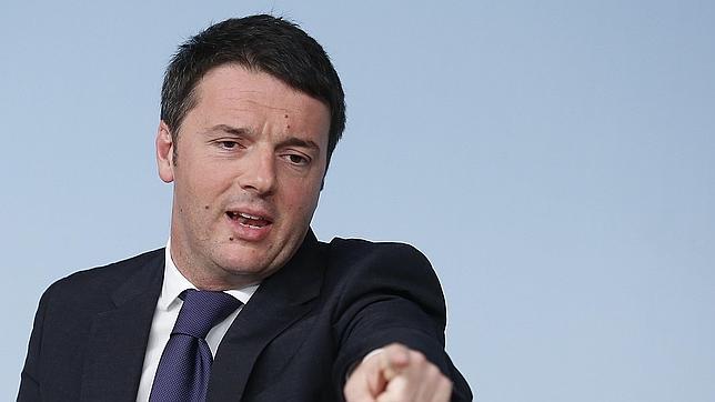 Renzi amenaza con dimitir si no se aprueba la reforma del Senado italiano