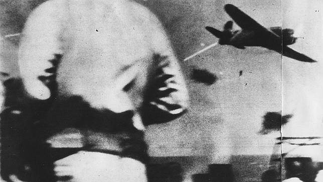 Los últimos segundos de vida de un Kamikaze, en el Frente del Pacífico (1945)
