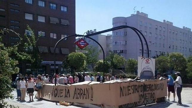 Piden que reabra una boca de Metro cerrada en 2013 en Valdebernardo