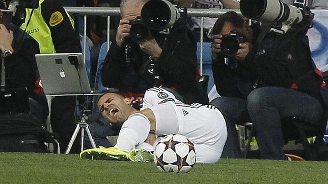 Jesé viaja a Alemania para tratarse una infección en su rodilla