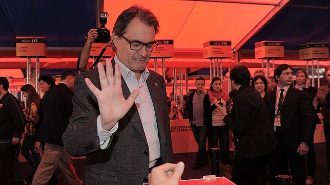 Artur Mas: «Nada merece ni un gramo de violencia»