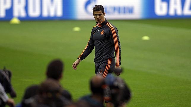 Cristiano se retira del entrenamiento al poco de empezar