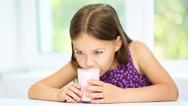 La leche desnadata puede retrasar la artrosis de rodilla en mujeres